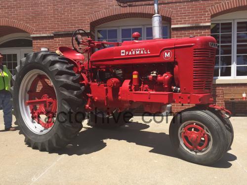 Farmall M fiche technique et avis