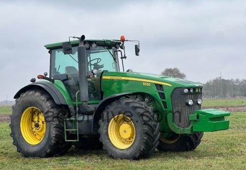 John Deere 8330R fiche technique et avis