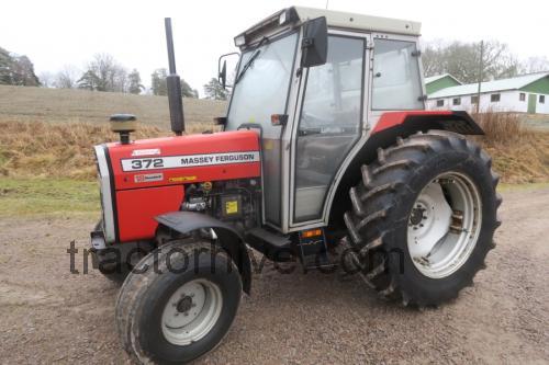 Massey Ferguson 372 specs and reviews