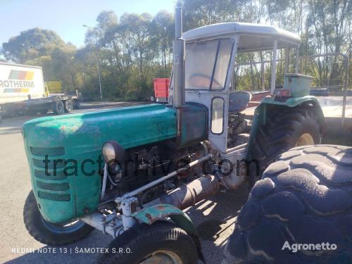 Ursus C-4011 fiche technique et avis