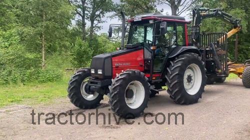 Valtra 800 fiche technique et avis