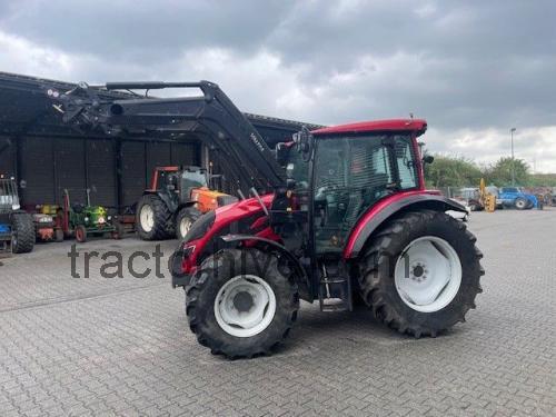 Valtra A84 fiche technique et avis
